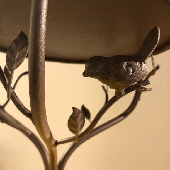 SOLD Cast iron bird in trees cake or plant stand - Picture 3 of 5